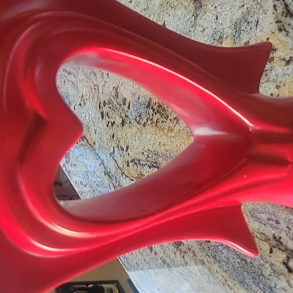 Soapstone red hearted angel - Picture 6 of 12